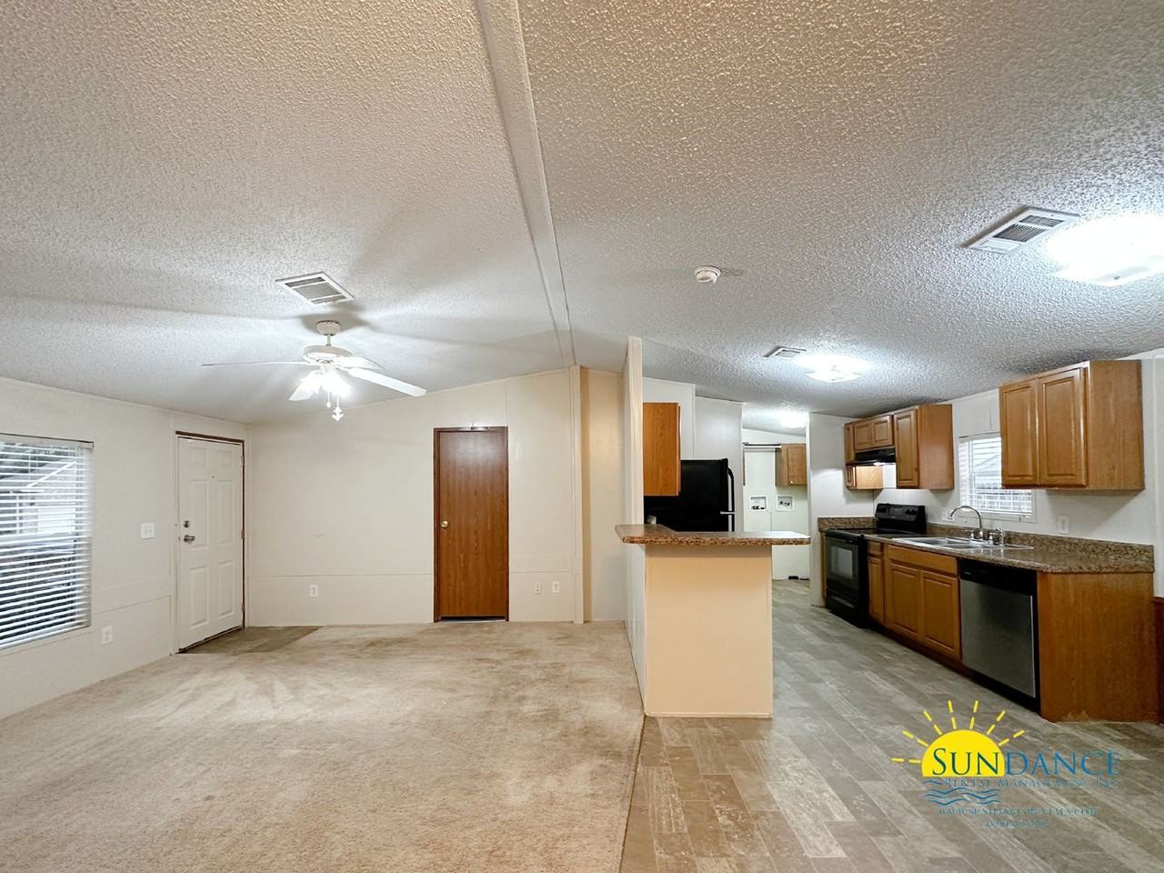 208 Casper Dr - Photo 3 of 15