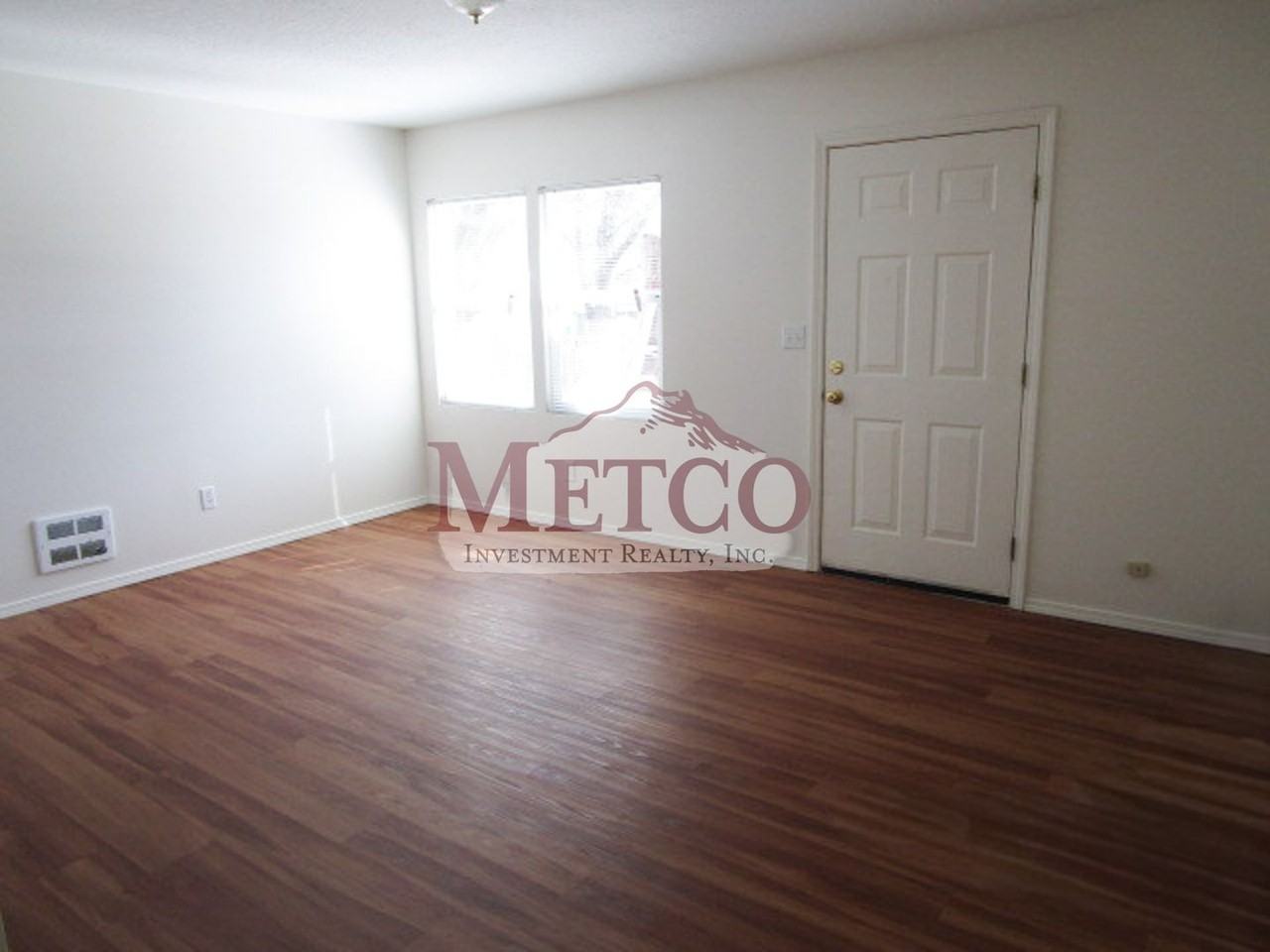 311 Sweet Ln - Photo 2 of 20