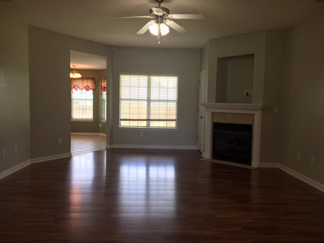 601 Hidden Creek Cir - Photo 4 of 33