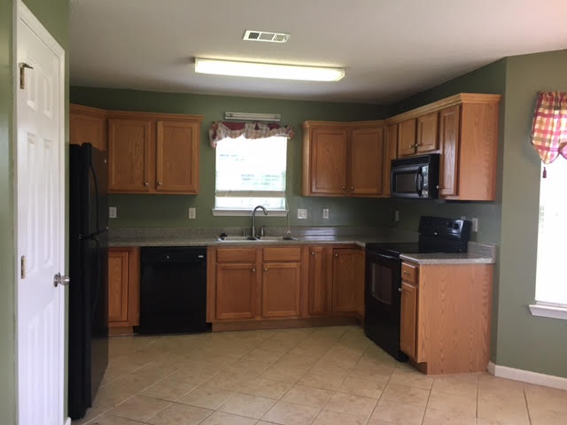 601 Hidden Creek Cir - Photo 6 of 33