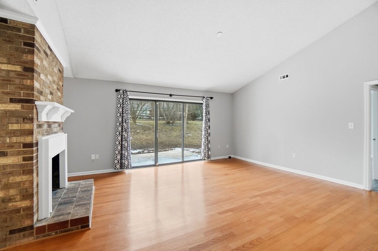 7401 Palmetto Ct - Photo 6 of 50