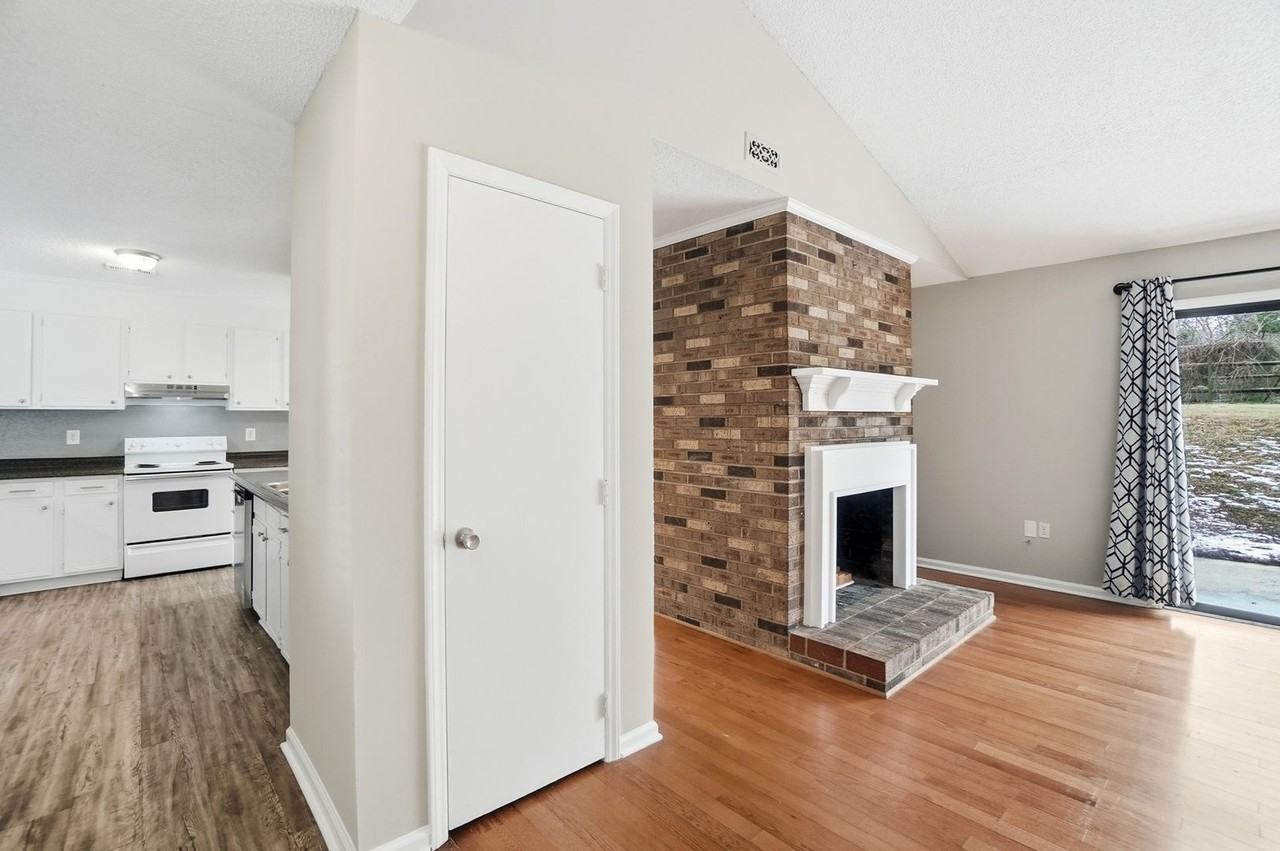 7401 Palmetto Ct - Photo 7 of 50