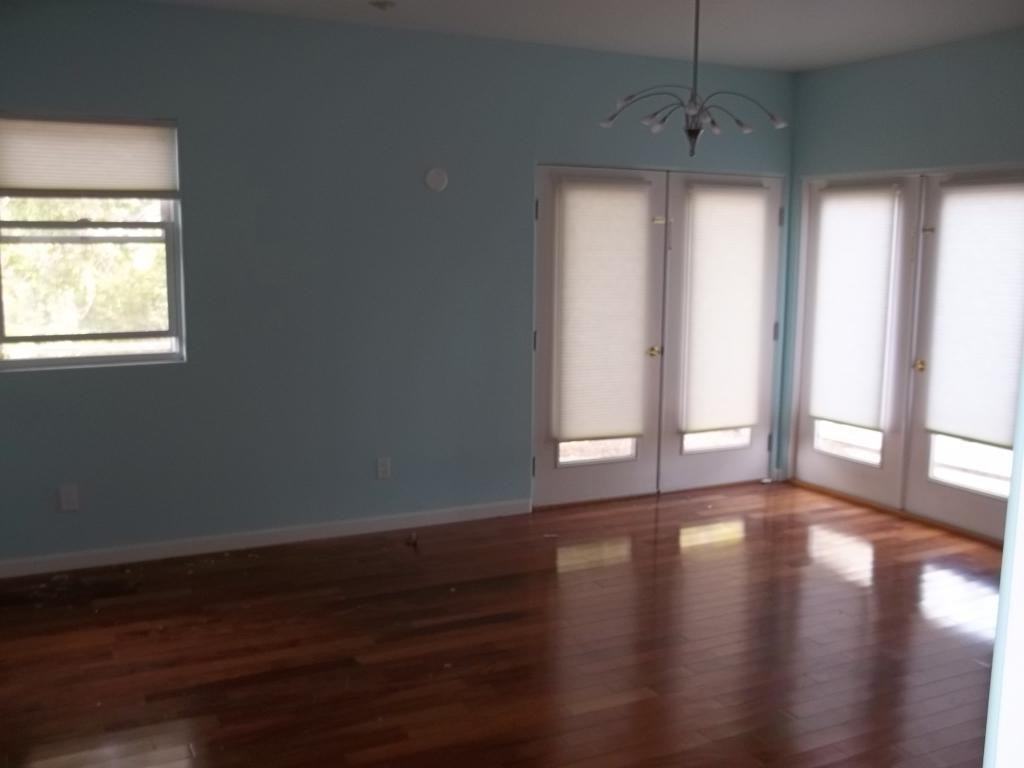 5252 Lenore Dr - Photo 5 of 8