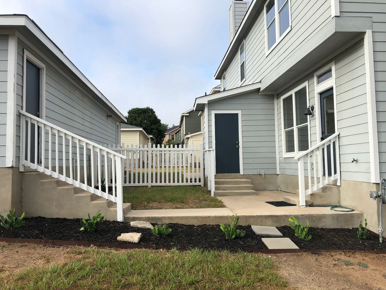 165 Michaelis #B - Photo 4 of 23