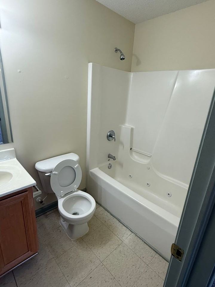 105 Taylors Ct - Photo 6 of 23