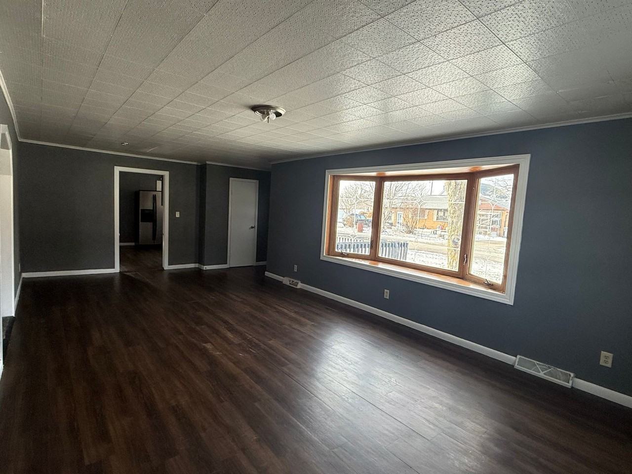 6 Maple Ct - Photo 3 of 12