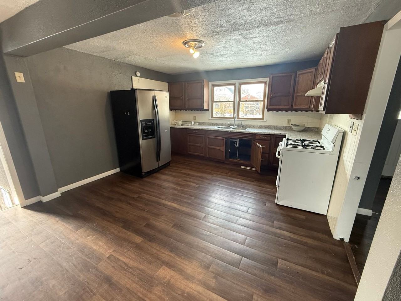 6 Maple Ct - Photo 4 of 12