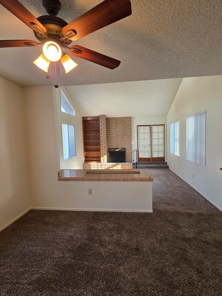 6901 Courtside Cir #3 - Photo 3 of 22