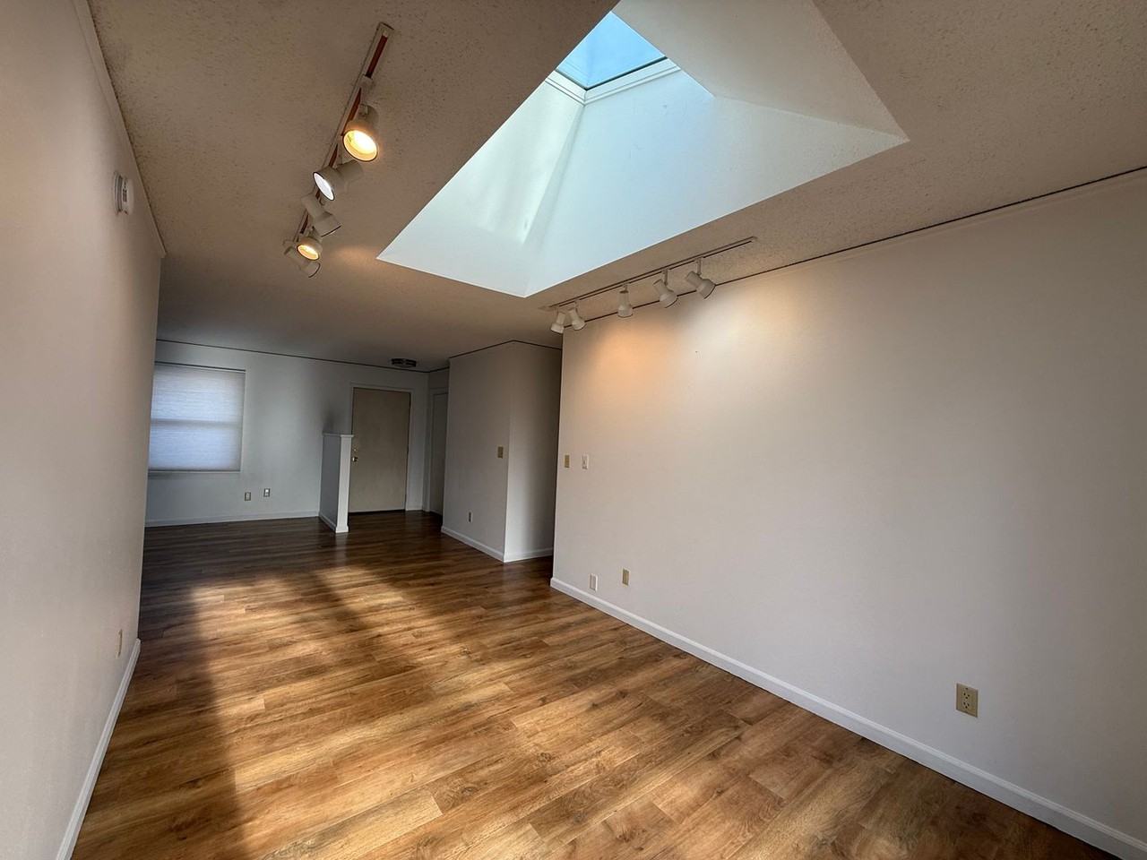 7 Gilmore Ct - Photo 6 of 30