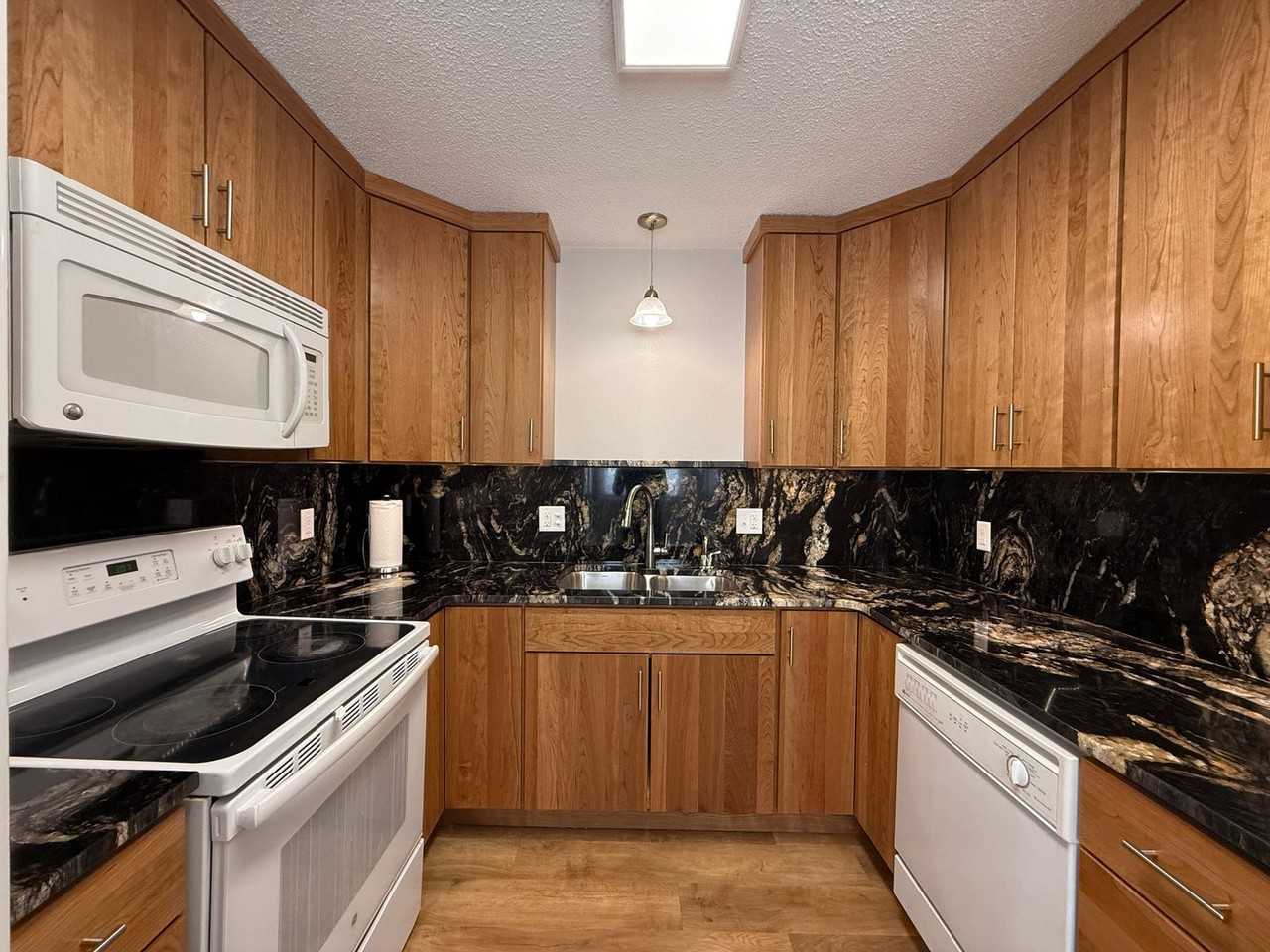 7 Gilmore Ct - Photo 7 of 30