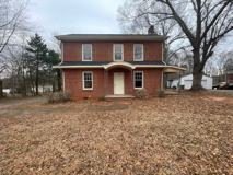 1521 Kings Rd - Photo 1 of 1