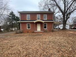 featured image of 1521 Kings Rd