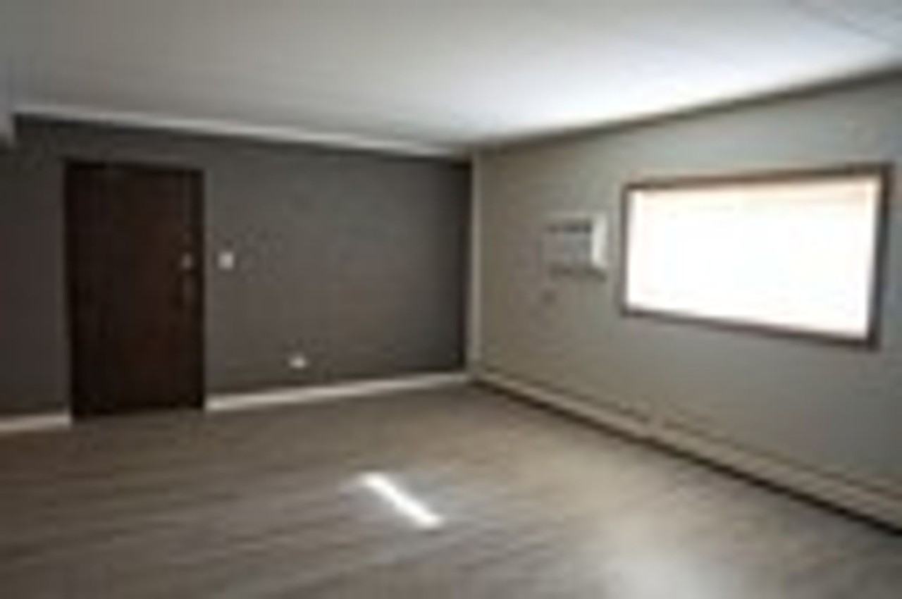 124 E Bailey Rd - Photo 4 of 14