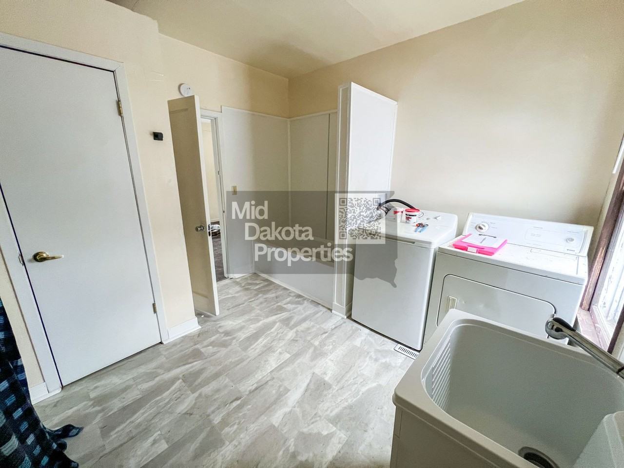 617 E Hanson Ave - Photo 5 of 15