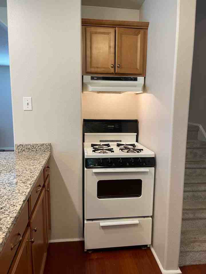 6341 Se 62nd Ave - Photo 7 of 28