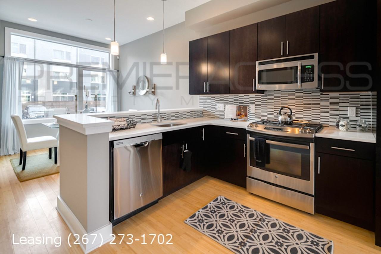 1117 N Hope St - Photo 7 of 16