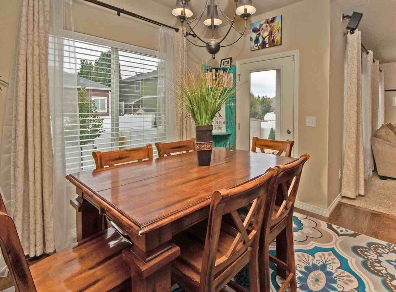 9041 Eldorado Ave - Photo 7 of 21