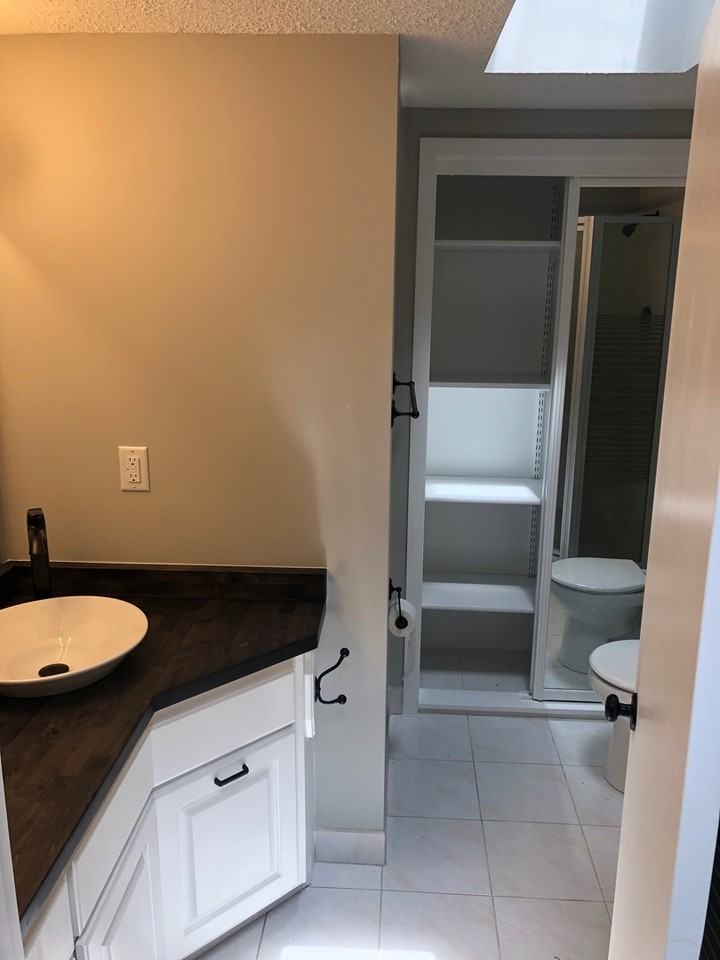 11020 W River Rd - Photo 4 of 24