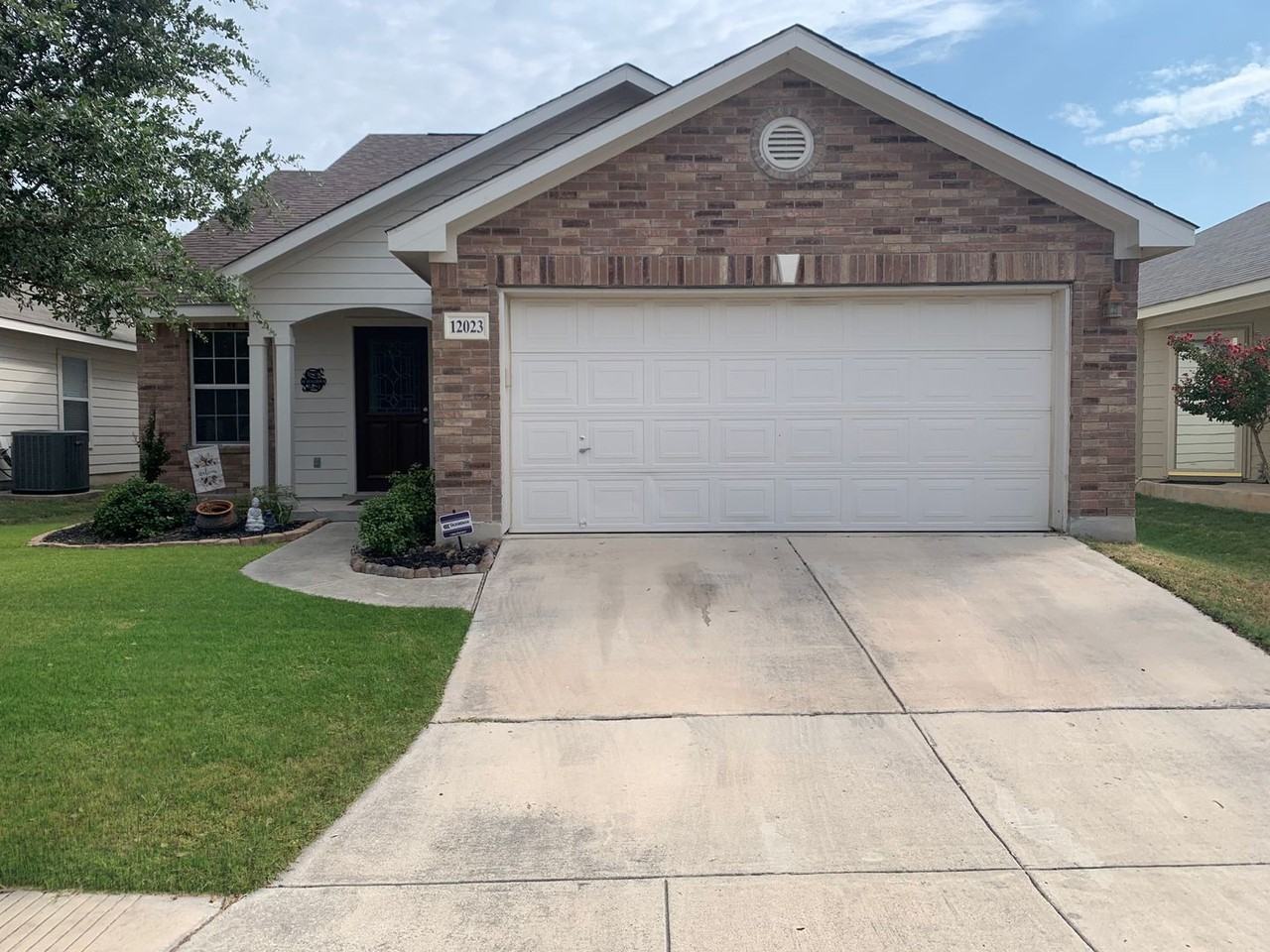 12023 Mill Pne - Photo 2 of 26