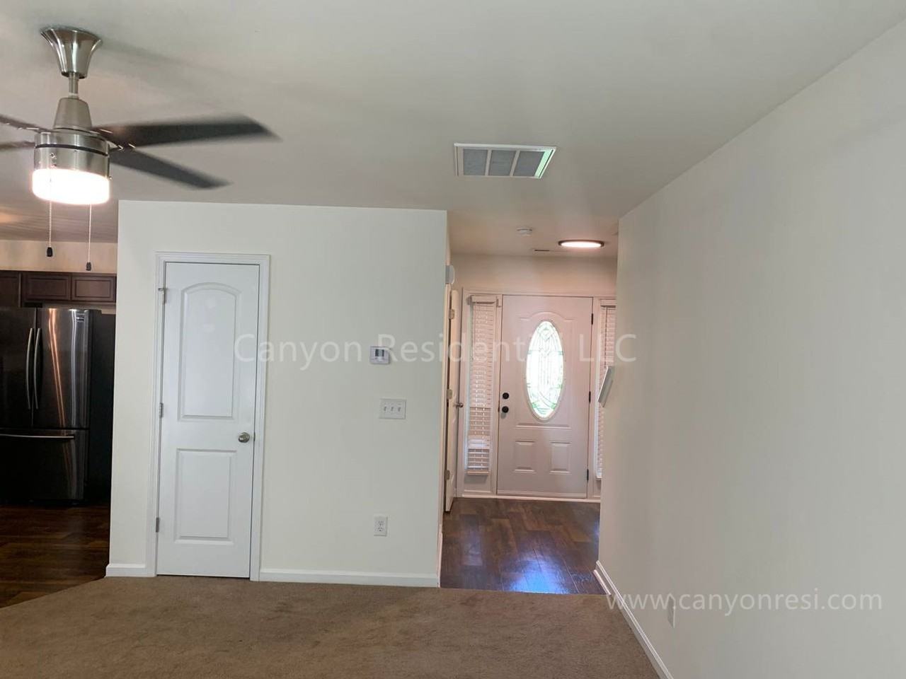 4202 Eastland Ave - Photo 5 of 17