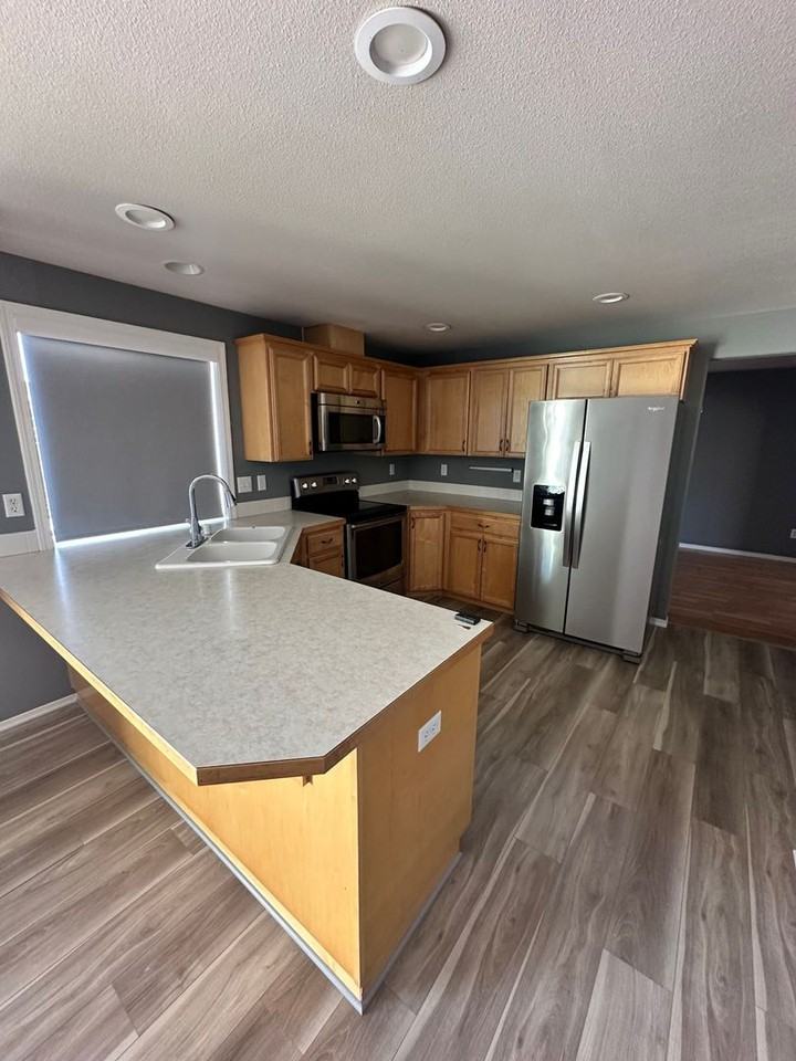 7027 S Jolynn Ct - Photo 5 of 11