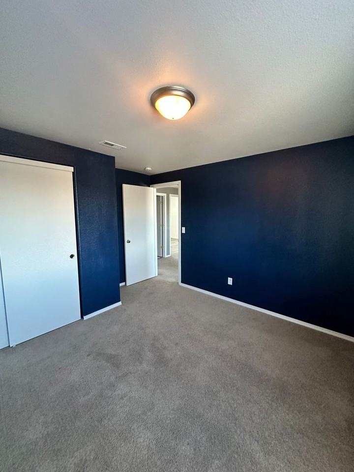 7027 S Jolynn Ct - Photo 6 of 11