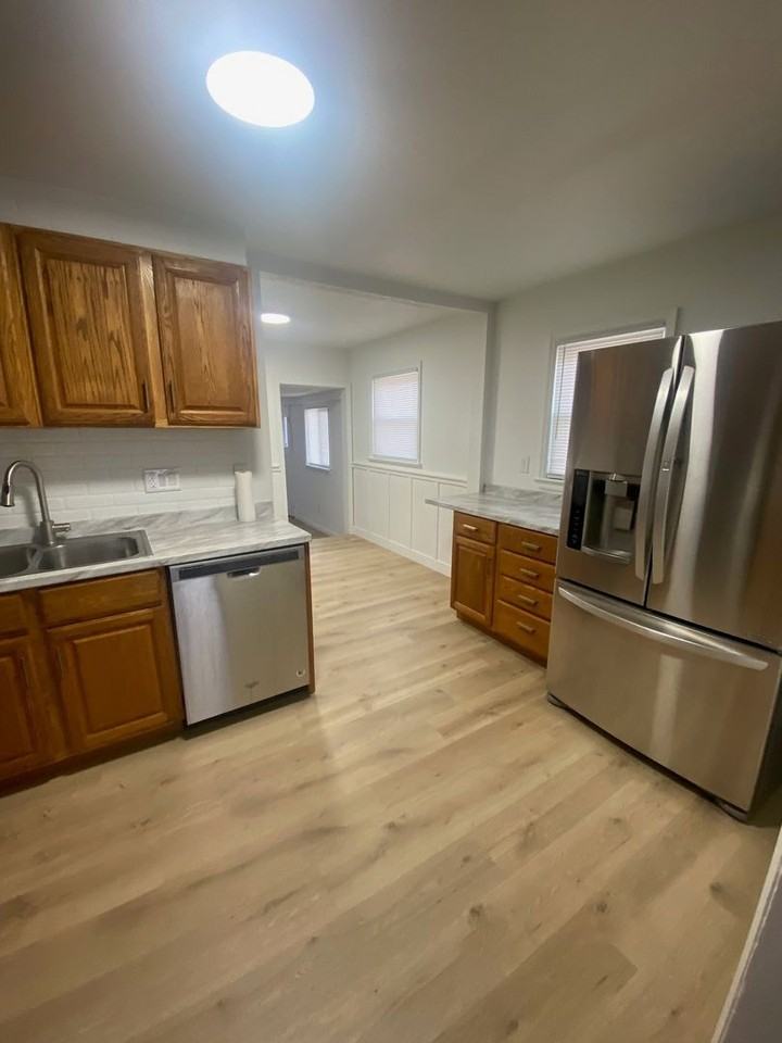 2014 7th St - Photo 3 of 11