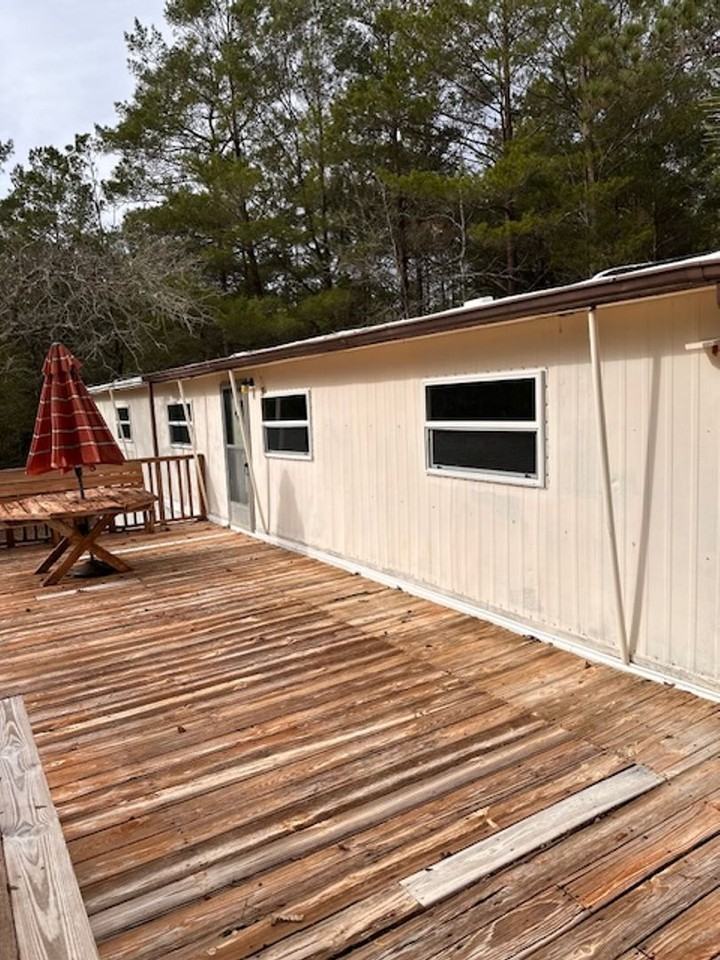 4403 Lakeview Dr - Photo 4 of 6