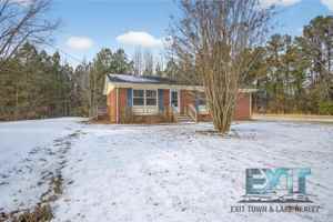 featured image of 7513 Robinson Ferry Rd