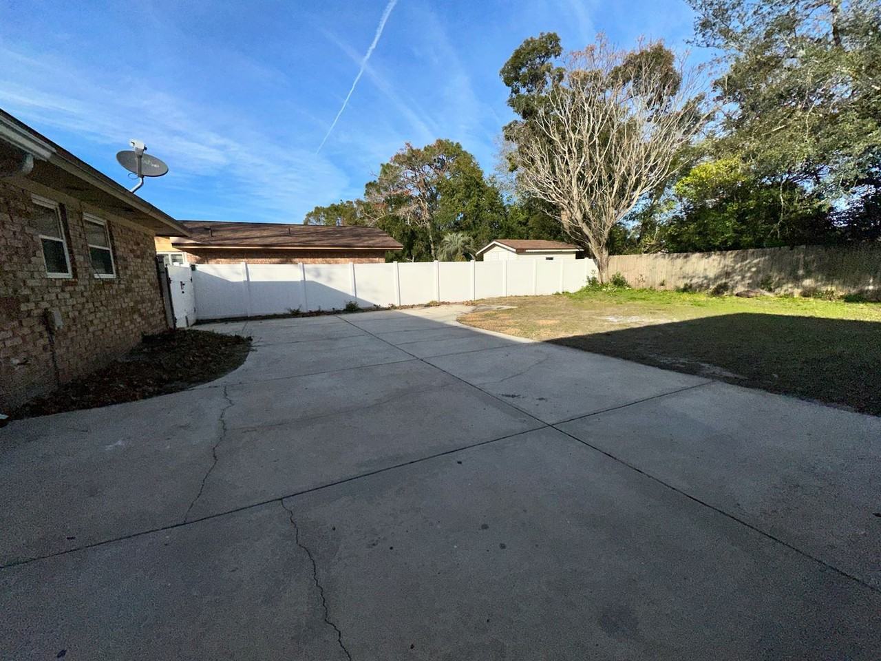 3135 Sabal Palm Dr - Photo 4 of 21