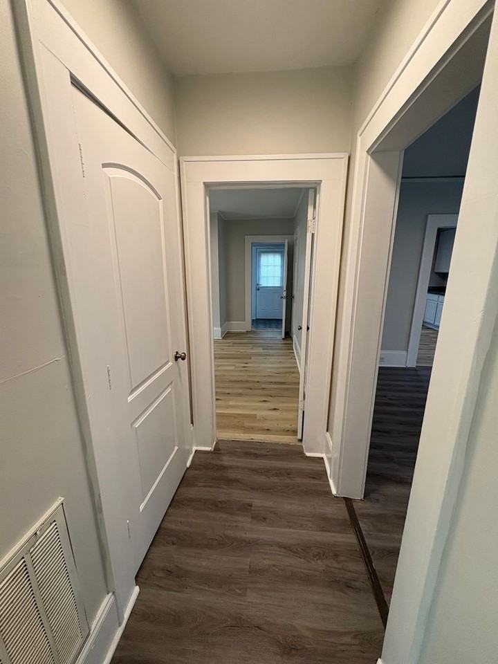 921 Foushee St - Photo 6 of 12