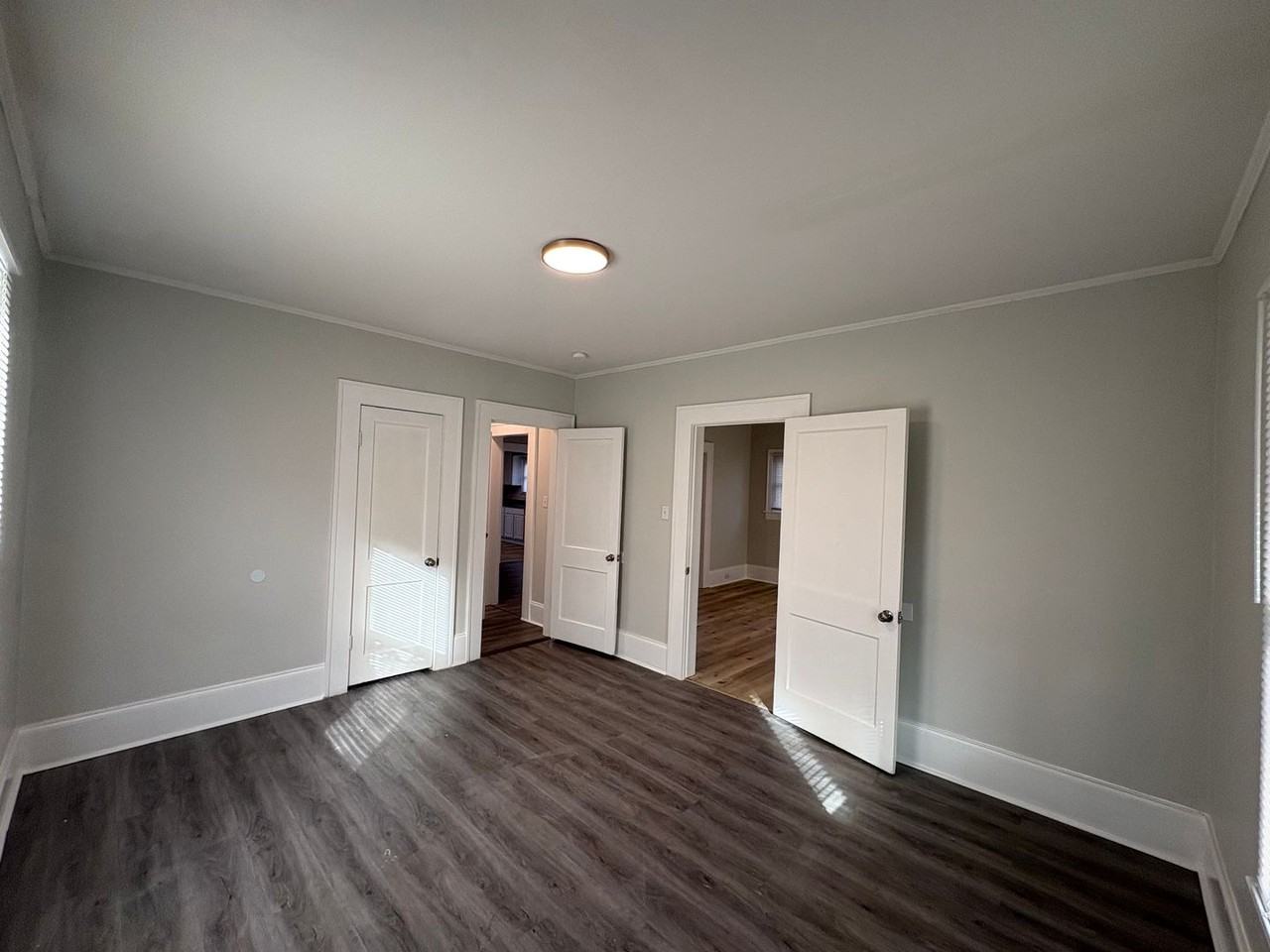 921 Foushee St - Photo 7 of 12