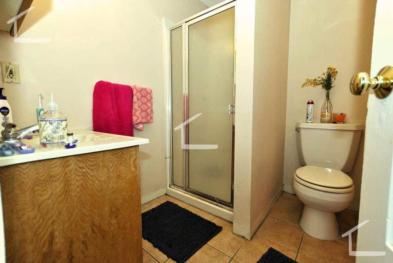 10 Strathmore Rd - Photo 4 of 22