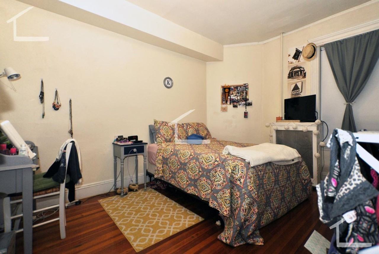 10 Strathmore Rd - Photo 6 of 22