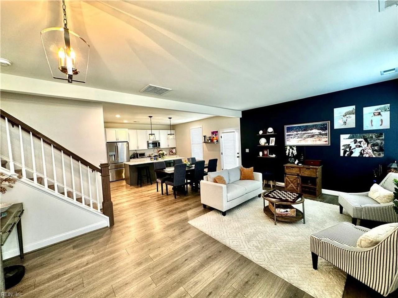 925 Skicoat St - Photo 6 of 25