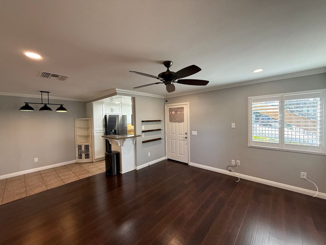 495 San Pasqual Valley Rd - Photo 4 of 14