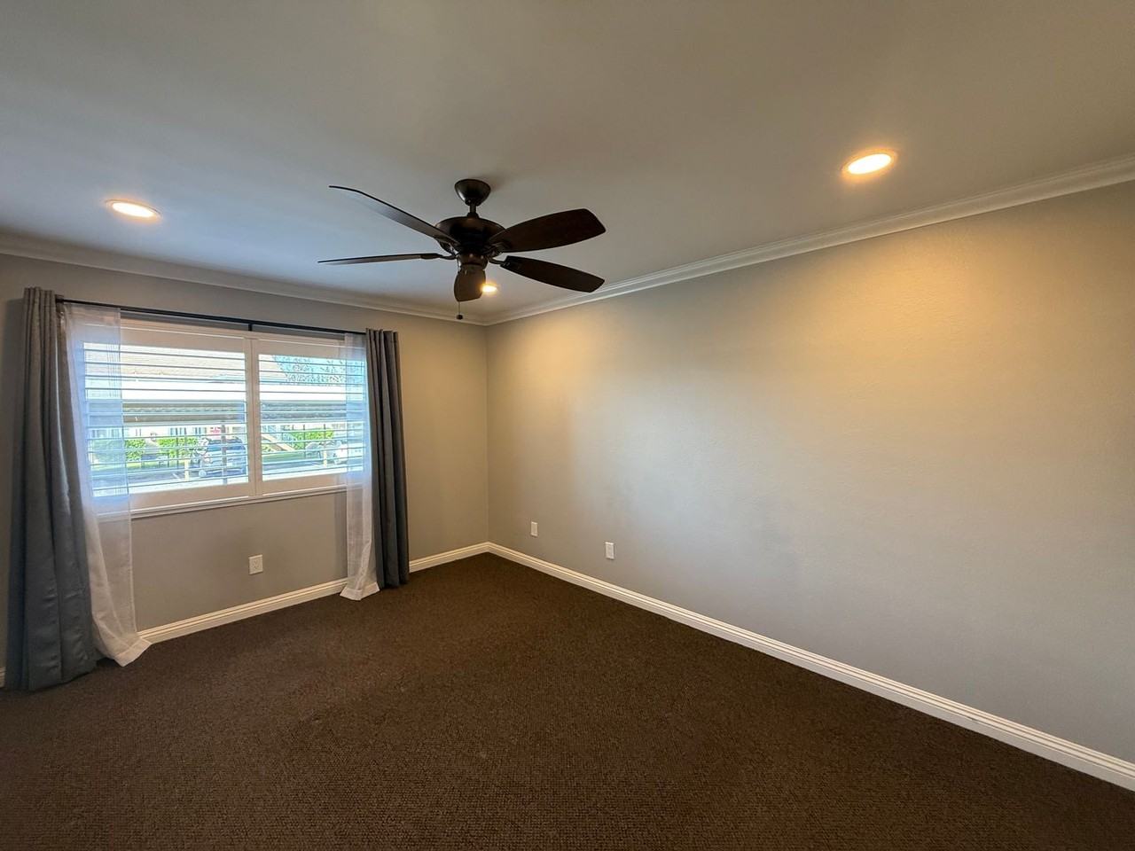 495 San Pasqual Valley Rd - Photo 6 of 14