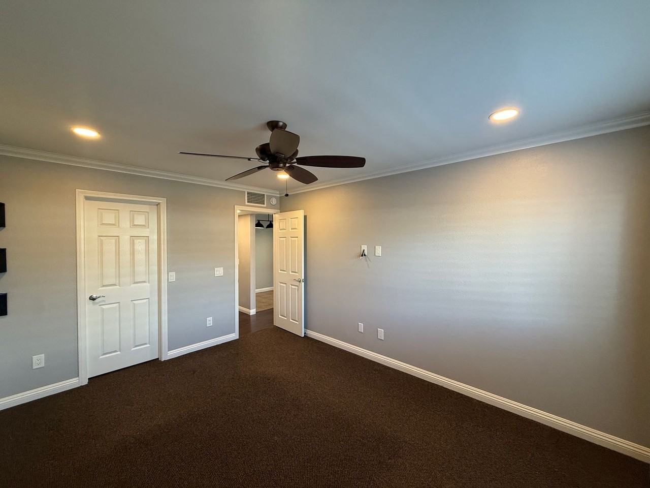 495 San Pasqual Valley Rd - Photo 7 of 14