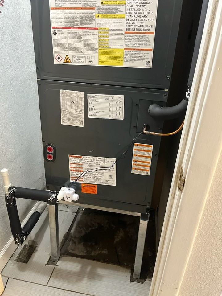 7161 Balboa Rd - Photo 3 of 27