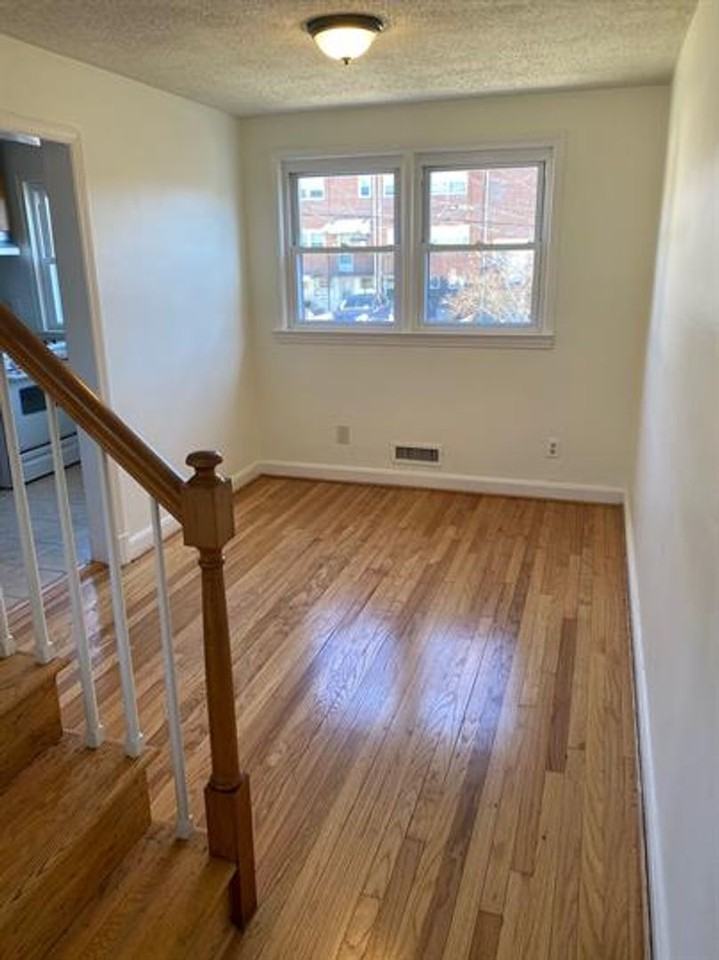 4305 Greenhill Ave - Photo 3 of 12