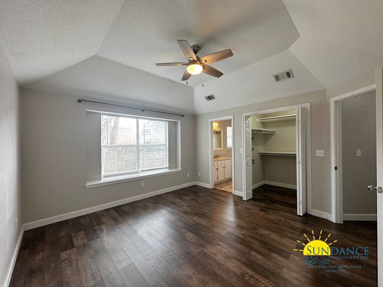 120 Northern Pine Rd - Photo 7 of 19