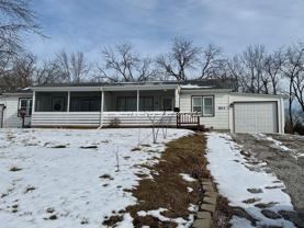 211A Ne Main St - Photo 1 of 1