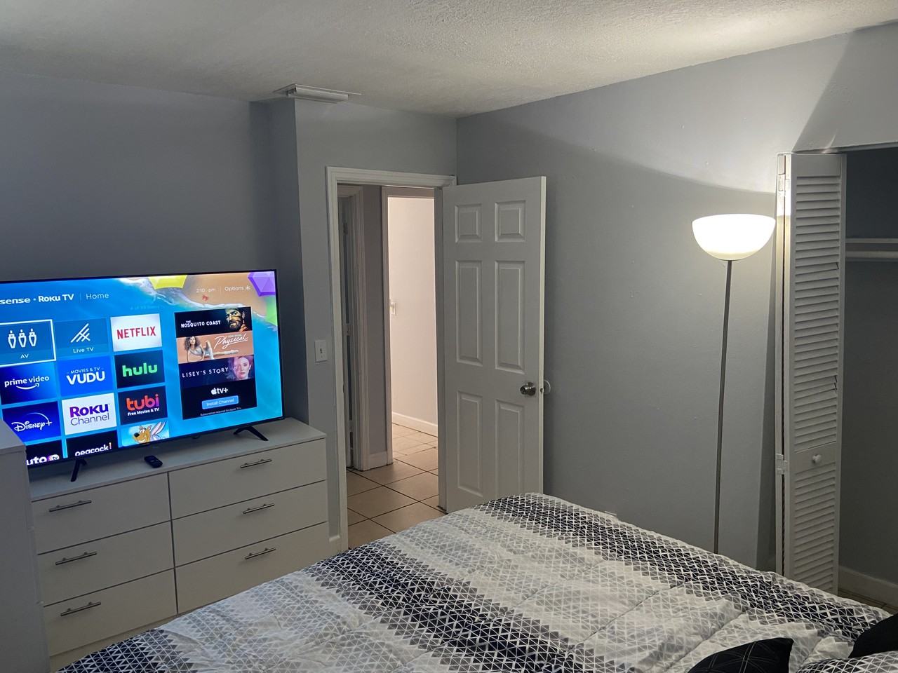 2460 Northwest 30th Way - Photo 6 of 13