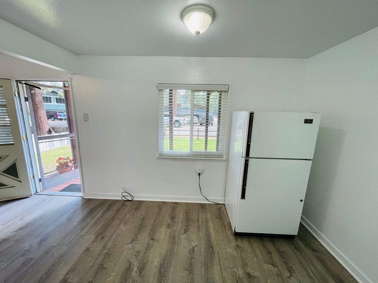 2301 James Ave #2 - Photo 6 of 18