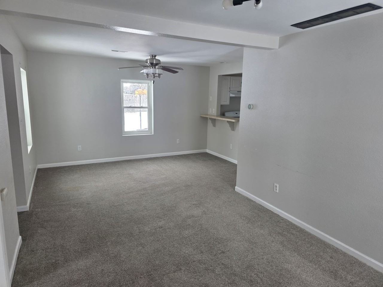 129 E Forest St - Photo 7 of 7