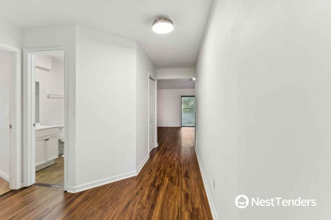 1729 Crescent Rd - Photo 6 of 39