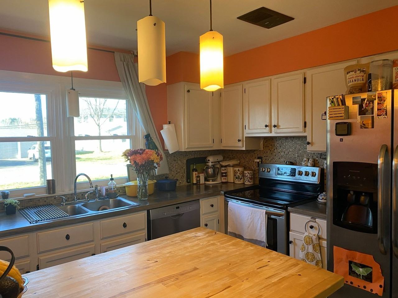 206 Mitchell Cir - Photo 3 of 14