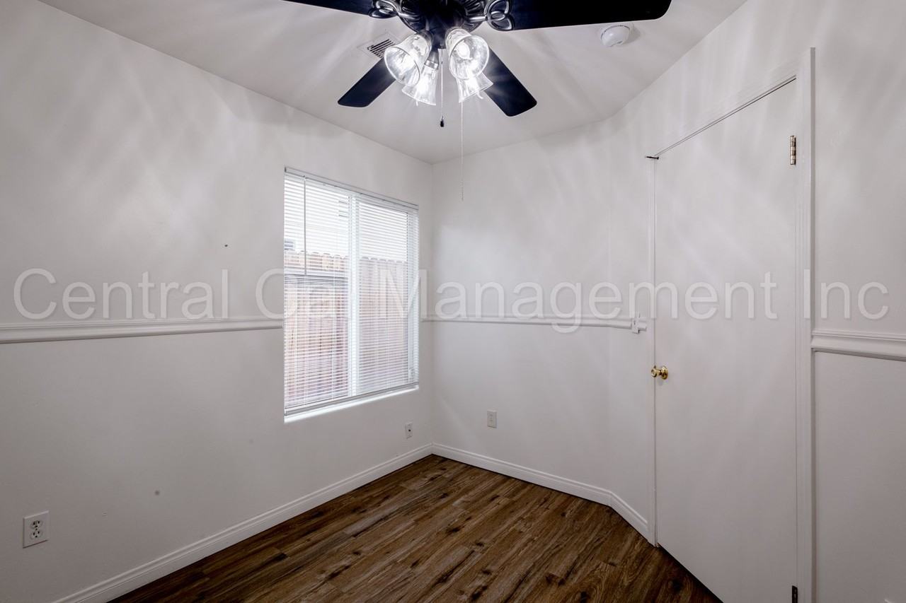 4008 Viverone Ln - Photo 7 of 25