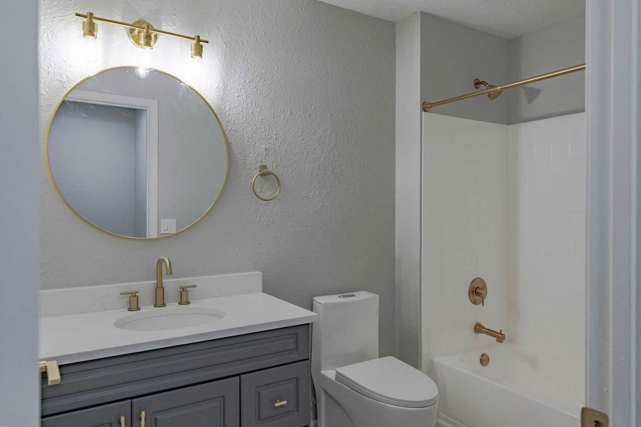 Ardenwood Apartments - Photo 7 of 42