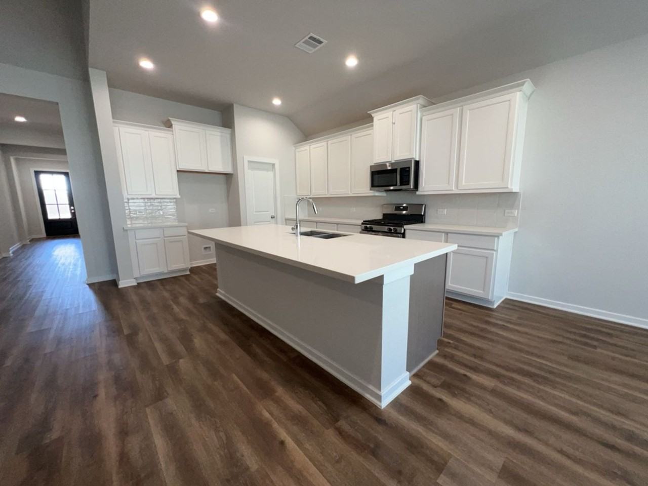 3023 Tantara Dr - Photo 3 of 25